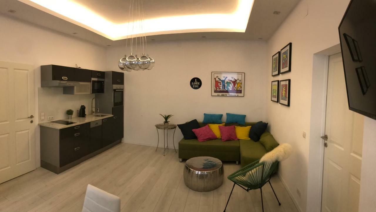 Modern Apt, Next To Metro Apartment Wien